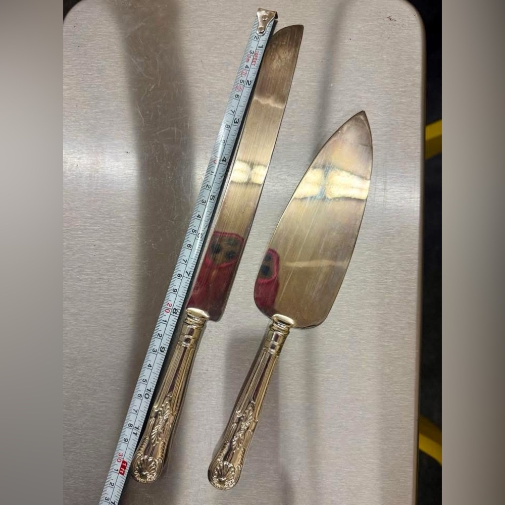 Ornate Silver-plated Cake Knife and Server Set